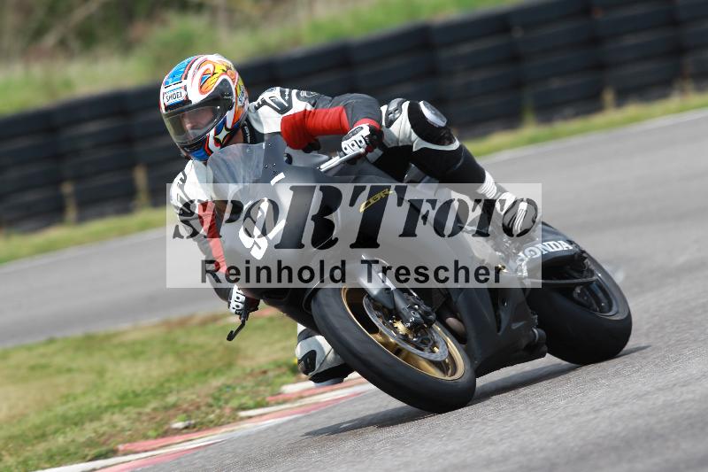 Archiv-2022/13 25.04.2022 Plüss Moto Sport ADR/Freies Fahren/92